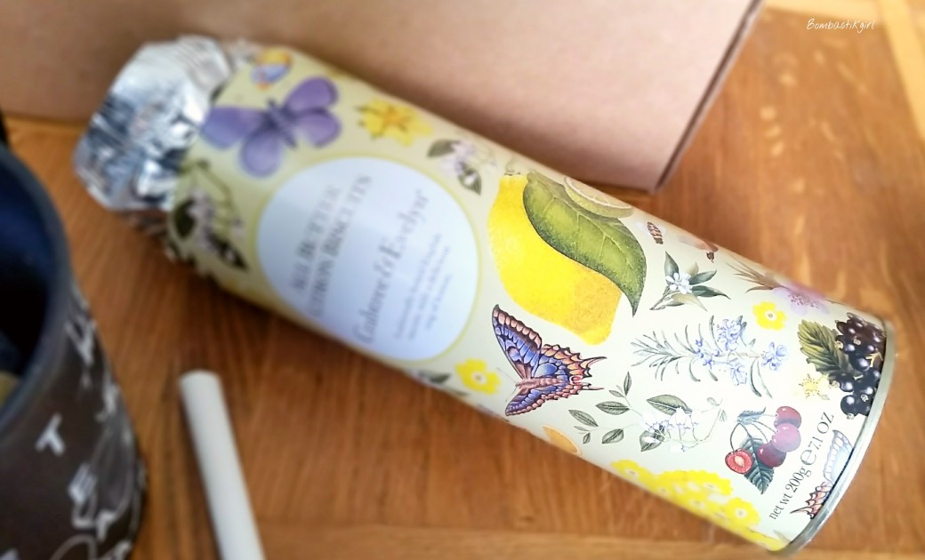 Une visite touristique dans une boîte La Boxtrotter