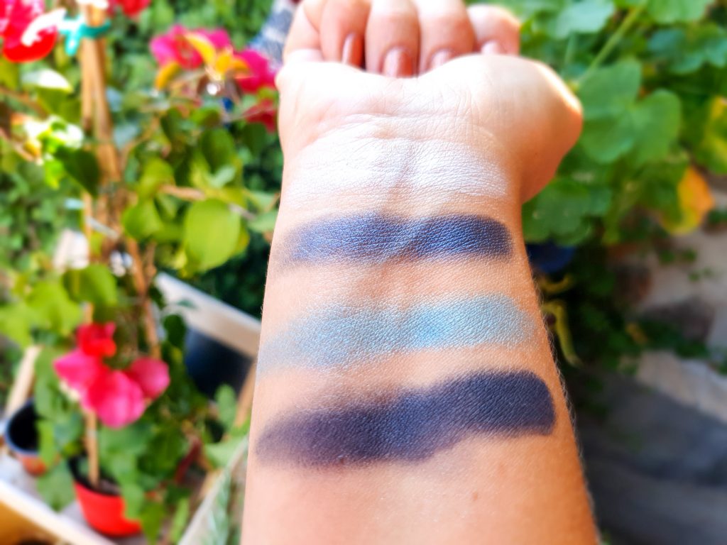 swatches palette Clinique All About Shadow Quad Galaxy