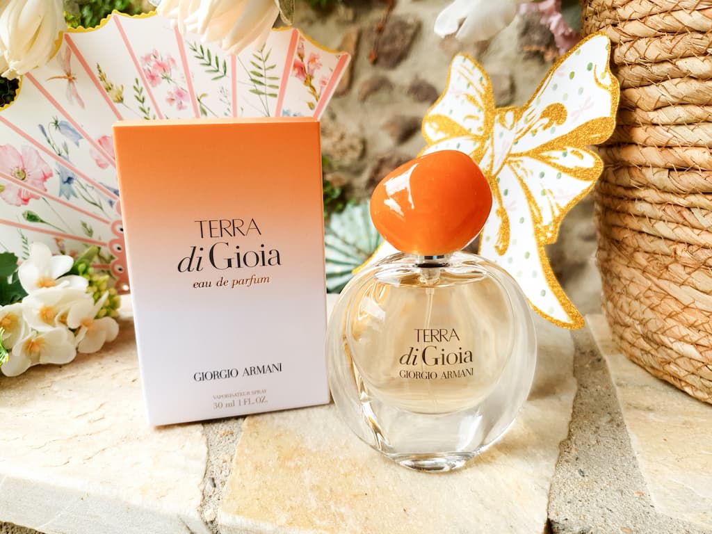 Hommage à la chaleur méditerranéenne avec le parfum Terra di Gioia Giorgio Armani