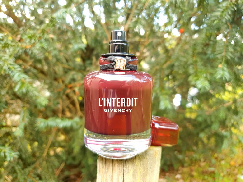 L'Interdit Givenchy Eau de Parfum Rouge, fragrance envoûtante