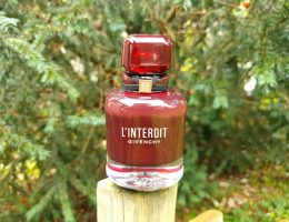 L'Interdit Givenchy Eau de Parfum Rouge, fragrance envoûtante