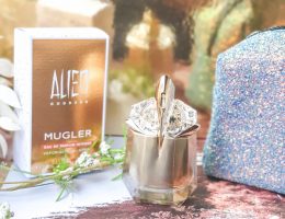 L'eau de parfum intense Alien Goddess Mugler