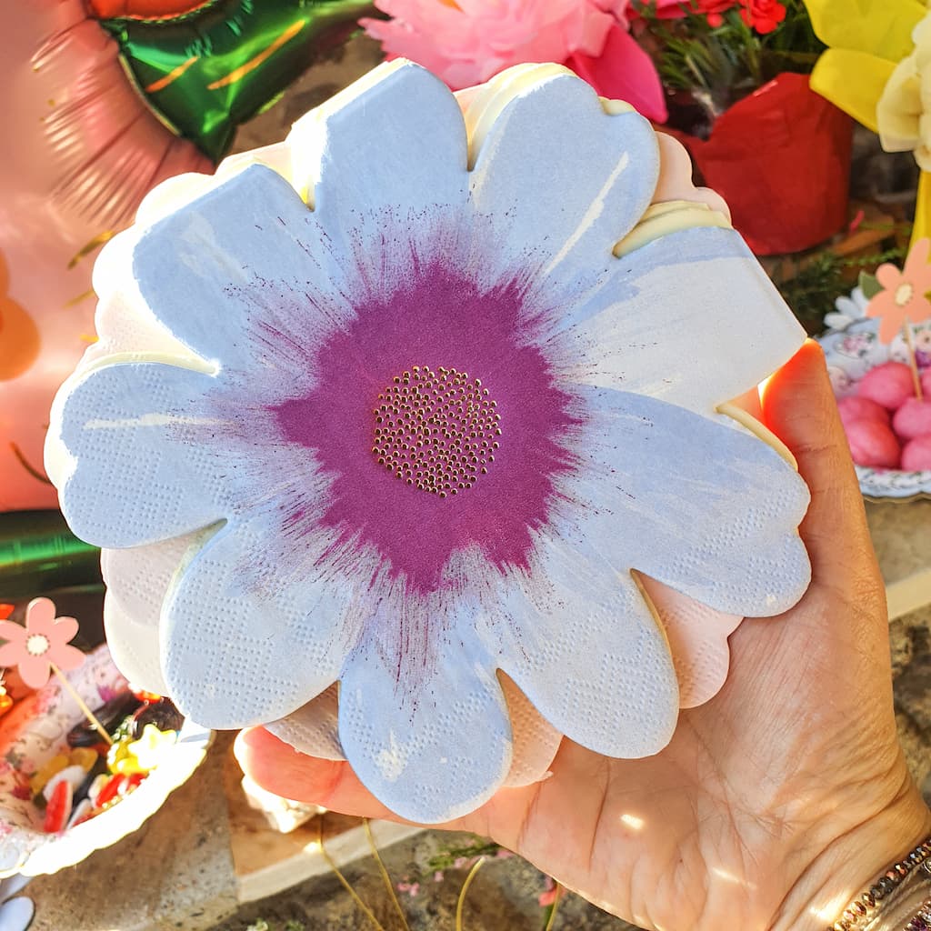 serviettes en papier en forme de fleurs