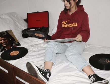 conseils mode femme pour bien porter le sweat à capuche