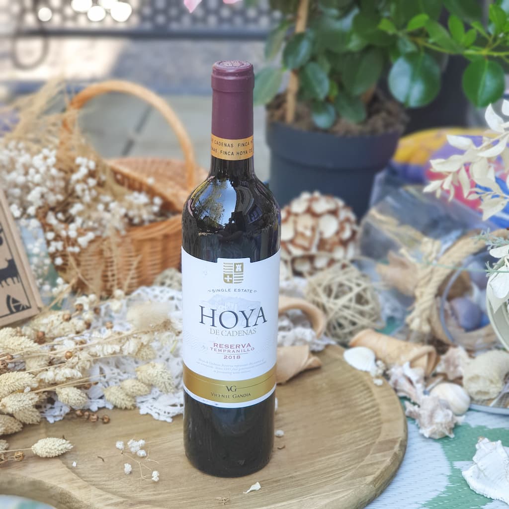 vin rouge Hoya de Cadenas Reserva Temprenillo