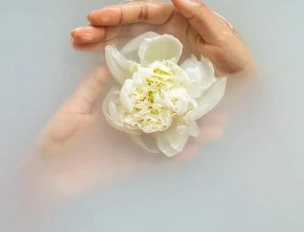 Les vertus du gel-douche au lait d'ânesse