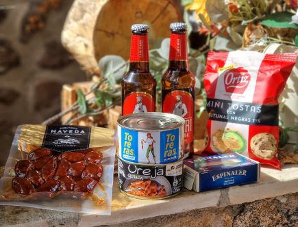 Les gourmandises ibériques sont dans La Box à Tapas août 2023