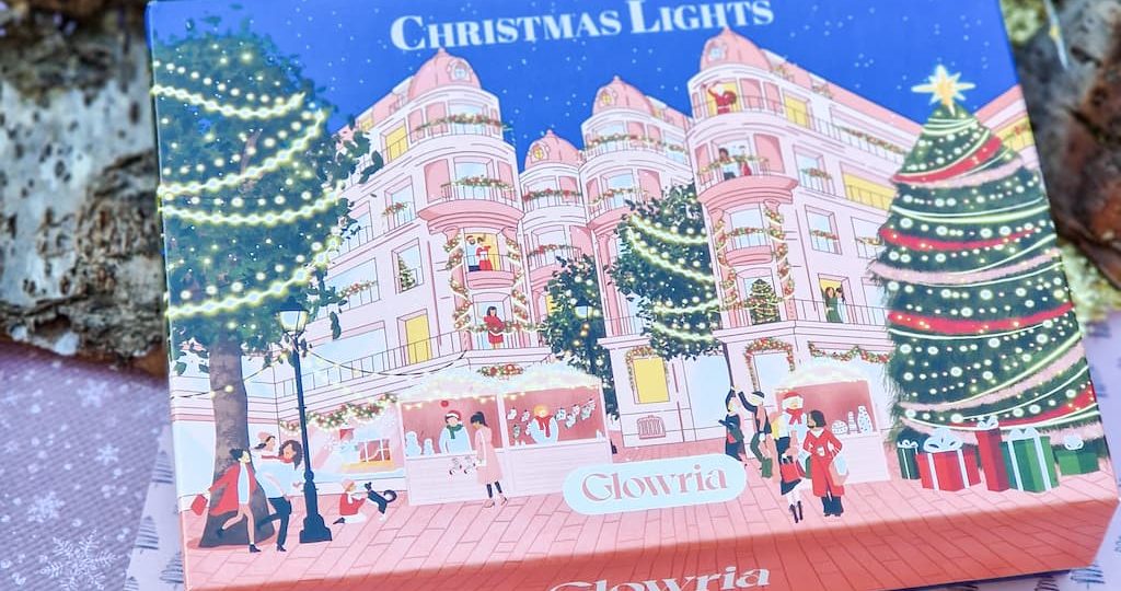 Le contenu de la box beauté Glowria décembre 2023 Christmas Lights