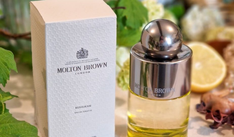 La rafraîchissante eau de toilette Bushukan Molton Brown