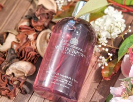 Un délice sous la douche et le bain Delicious Rhubarb & Rose Molton Brown