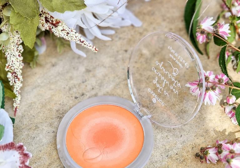 La collection délicate et parfumée got a crush on apricots Essence Cosmetics