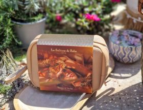 Nos Iconiques La Sultane de Saba la trousse essentielle à emporter partout avec nous