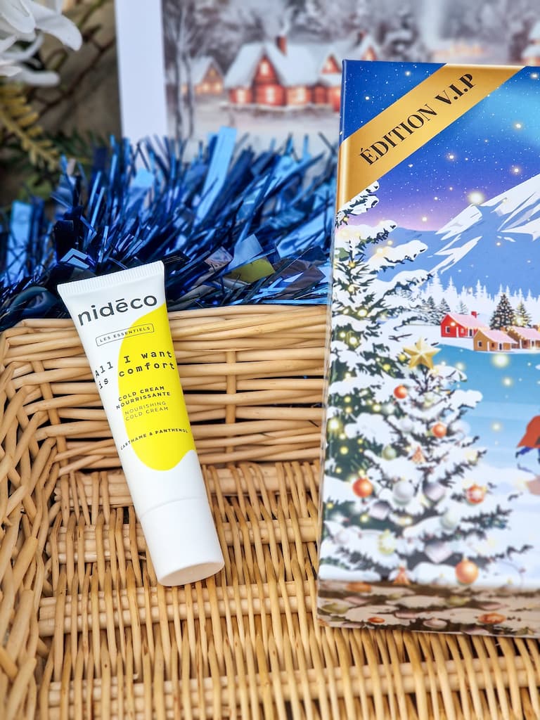 Biotyfull Box Décembre 2025 “Noël Étoilé à la Montagne” – Une édition magique pour clore l’année en beauté