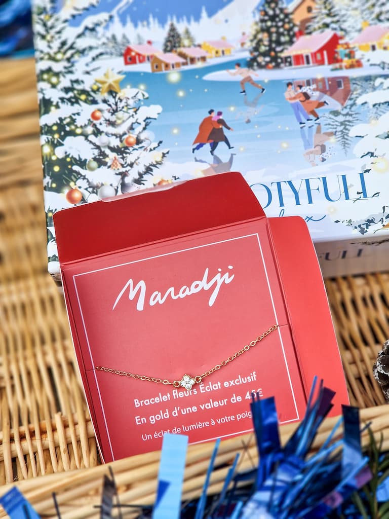 Biotyfull Box Décembre 2025 “Noël Étoilé à la Montagne” – Une édition magique pour clore l’année en beauté