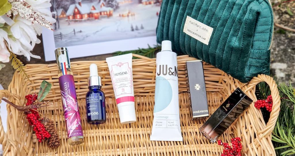 La routine beauté éclat festif Trésors de Noël Prescription Lab X Karl Marc John
