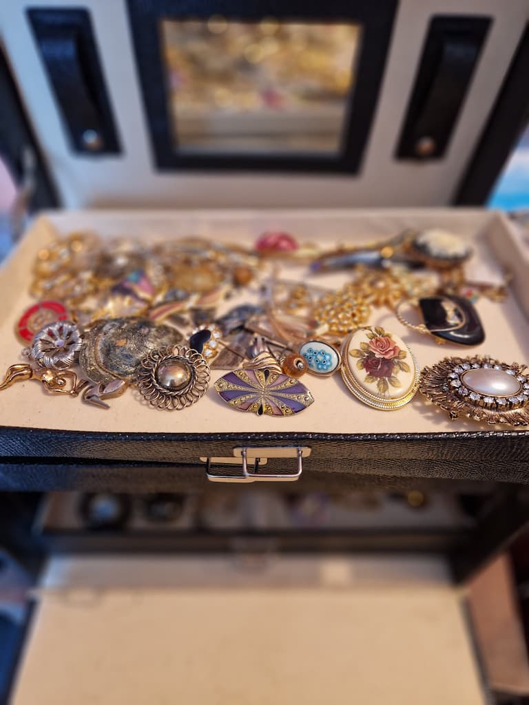 Pourquoi le vintage résonne si fort chez les femmes de 45 ans (et plus)