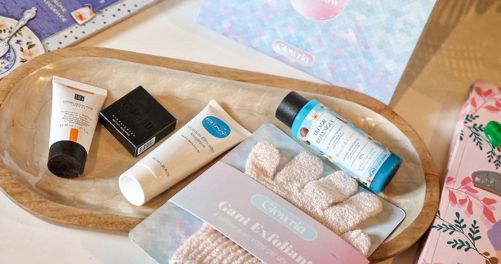 La box beauté New Year New Glow de Glowria la routine parfaite pour démarrer l’année en beauté