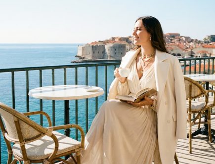 Ni mère, ni grand-mère Ma vie est pleine, merci pour elle