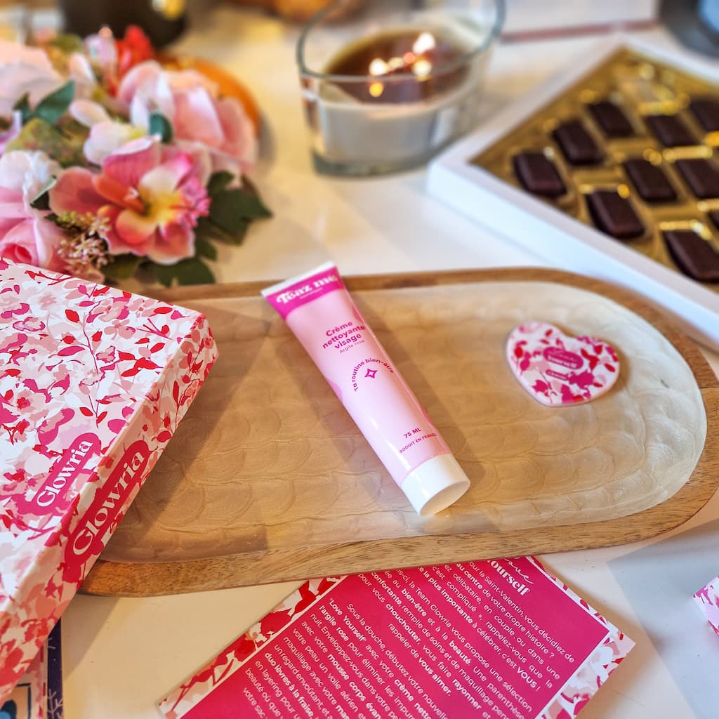 Glowria Février 2026 la Box Beauté “Love Yourself” qui fait battre le cœur