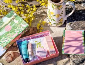 On craque pour la Box Beauté Glowria Blooming Season (5 Full-Size pour moins de 17€ !)