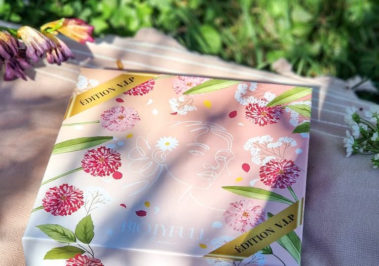 Unboxing Biotyfull Box (mars 2026) ma routine Éclosion Radieuse 100% innovation