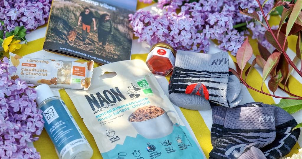 Camp Vibes la box randonnée qui équipe les passionnés de plein air