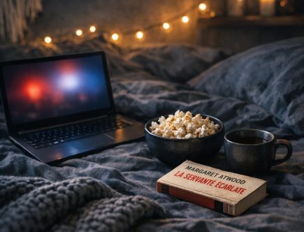Pourquoi il FAUT regarder La Servante Écarlate (même si ça fait peur)